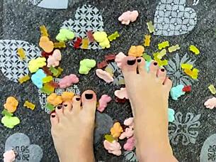 Kinky Brunette Milf Uses Big Ass To Destroy Sweet Bears In Fetish Food Play