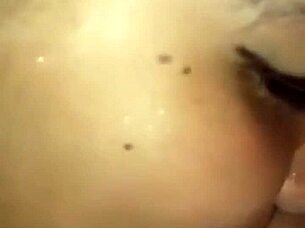 Mexican wives and lovers explore their desires.