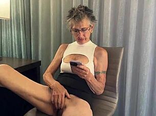 I fucked my boss as secretary 😈