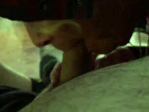 MILF gives amazing blowjob with expert technique and deepthroat skills.