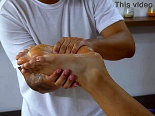 Delicate erotic massage ends happily on the feet.