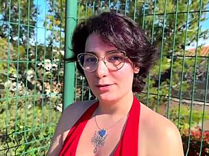 Mizaki jeune coquine toujours partante pour la baise