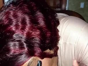 la madrastra sexy folla a su hijastro sin marido notando