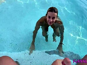 I gave a poolside BJ in 4K POV and she squirted everywhere.
