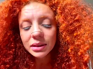 Ruiva Safada Faz Squirt Em Toda A Cama - Katana Kai