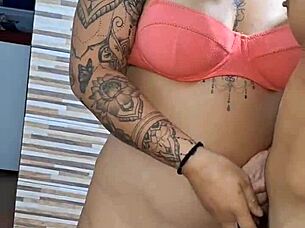 era tanto tes�o que o virgem queria socar no pelo e sem tomar banho antes