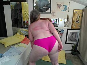 dawnskye1962 shows off her big ass for liam's joi