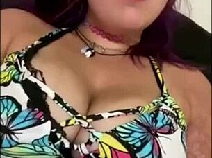 amber squirting for daddy while he's at work?