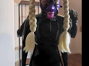 Hey, this fetish livestream is wild with latex and deepthroat action!