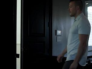 Vanessa Sky Seduces Homebuyer Codey