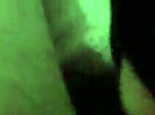 i despretly hide my face givin sloppy hed to keep affair secrit