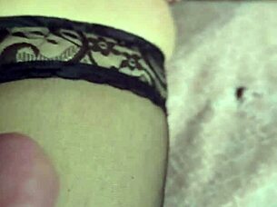 Look at that pussy flashing in the window.