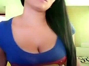 colombiana, you're heating up the public with your hot body?