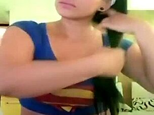 colombiana, you're heating up the public with your hot body?