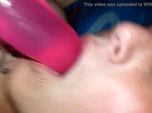 I double dick my wife with dildo