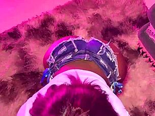 Big Ass Hijastra Takes Big Cock In Wet Pussy