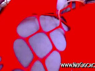 spicy doll performs in net gigolo webcam show