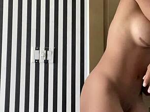 chica desnuda