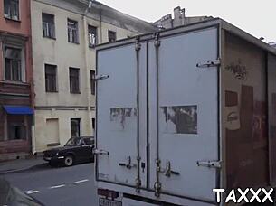 mature amateur fucked and creampied on webcam