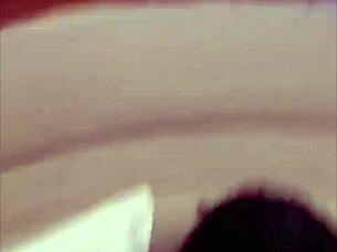 Fucking the young and sexy employee in the motel room