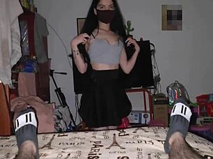 Sexy segretaria Jopy Laura in umiliazione amatoriale esclusiva