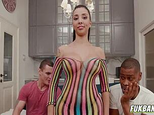 Beautiful Vitoria Beatriz feels intense pleasure cumming back for anal assfucking