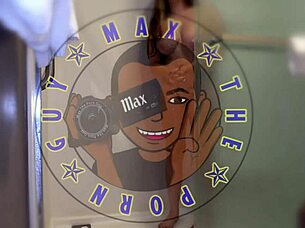 Sexy Alexis Andrews gives sloppy blowjob 😍