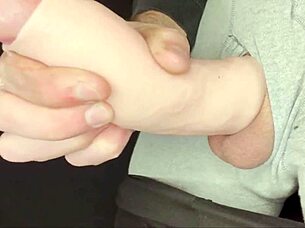 robbystrokes shows off foreskin extender for huge cumshot