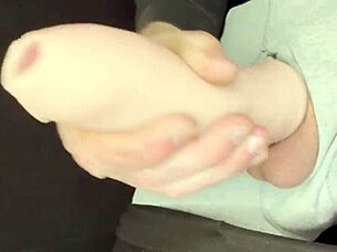 Robbystrokes ukazuje prodlužovač předkožky pro obří výstřik