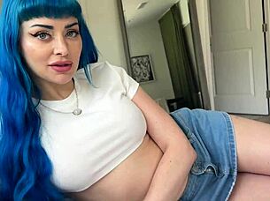 Jewelz Blu teaches you to let loose.