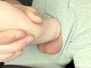 robbystrokes shows off foreskin extender for huge cumshot