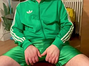 lextalon, masturbate naked for me now?