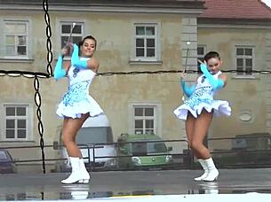 bbw gets tongue slap during blowjob