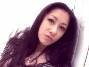 Kaede Kuroki Takes Two Dicks In Ripped Jeans