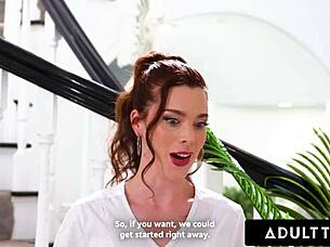 Nicole emma vaunt throws it back in oily nuru massage. 😍