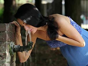 i pose as beautiful babe in blue outdoors