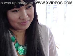 Mature Lacey Starr massages Latina MILF naked?