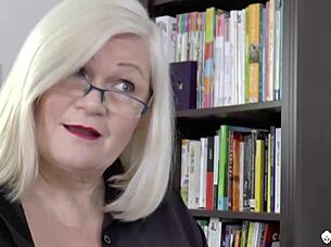 Mature Lacey Starr massages Latina MILF naked?