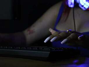 Community Manager Alice Relaxes With ASMR Sounds