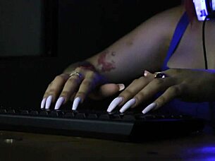 Community Manager Alice Relaxes With ASMR Sounds