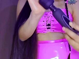 18 year old girl masturbates for you beautiful sexy exciting maquinasperfectas