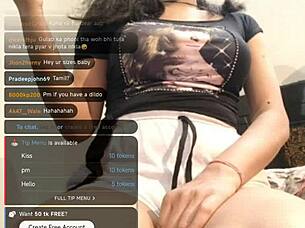 Watch Indian Girl's Live Sexy Show