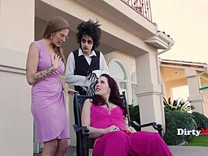 Edward Slams Two Thirsty Cougars Jessica Ryan and Annie King Hard