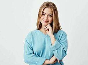 Submit To Your Hausemate's Feet?