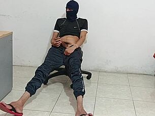 My stepsister wants to fuck and I gave my big cock to her