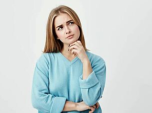 Submit To Your Hausemate's Feet?