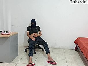 My stepsister wants to fuck and I gave my big cock to her