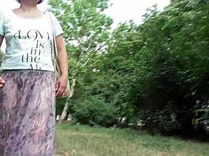 Chlupatá zralá blýská kundičkou