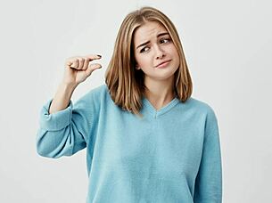 Submit To Your Hausemate's Feet?