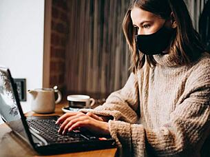 Submit To Your Hausemate's Feet?